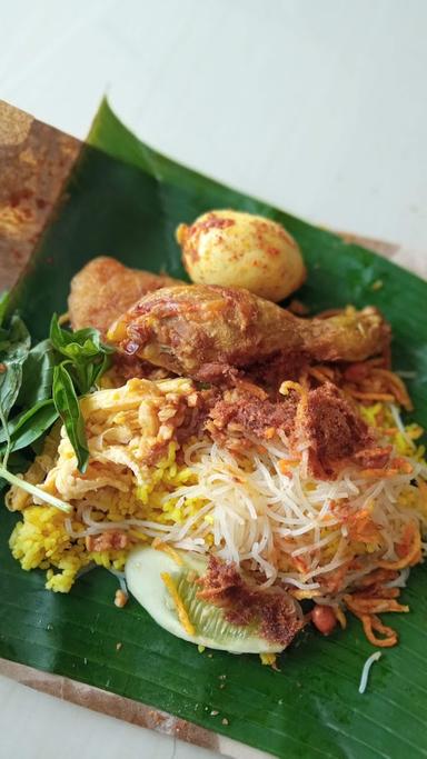 NASI KUNING IBU IMAS CIHAPIT