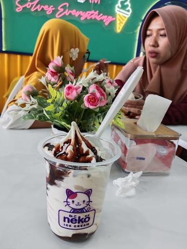 NEKO ICE CREAM BANGKALAN