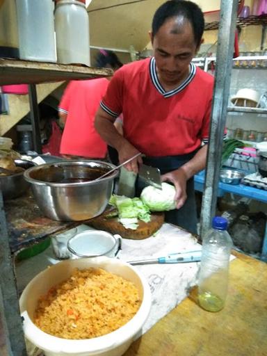 WARUNG MAKAN SHENDERAN