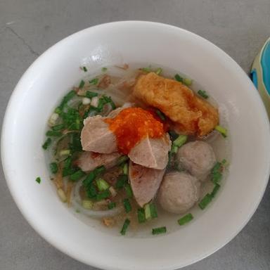 MIE AYAM BAKSO MBAK WIWIT