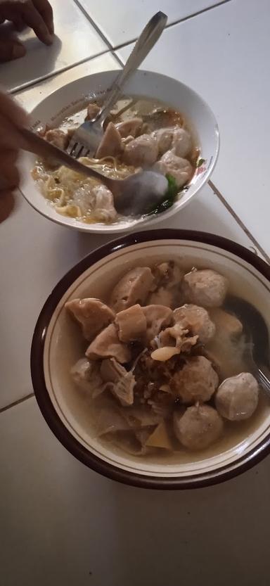 BAKSO & MIE AYAM 77