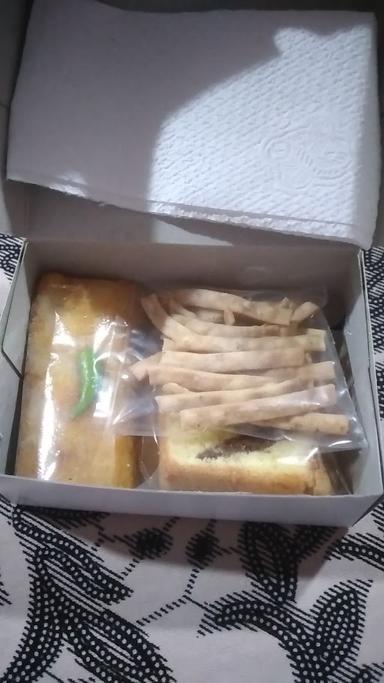 KUE DAN SNACK IBU SUPRIYATI 2 , CABANG PLERET