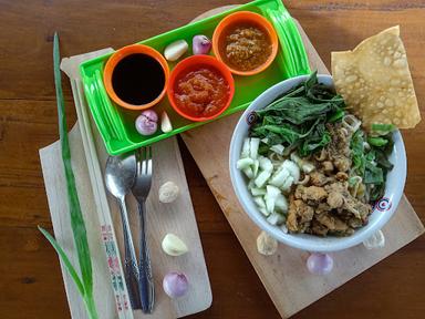 MIE AYAM BAKSO VARIAN CABANG JAMBIDAN