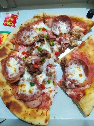 PIZZA DEZZO GIWANGAN