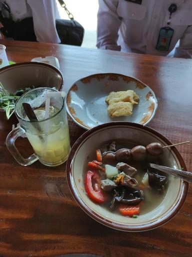 SOTO MAS CELLO DAN WARKOP CELLO'S COFFE