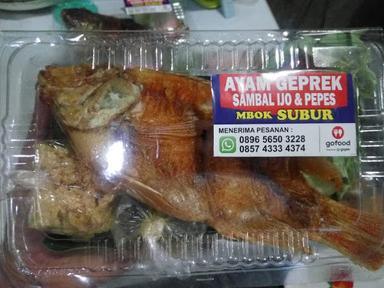 AYAM GEPREK SAMBAL IJO DAN PEPES MBOK SUBUR