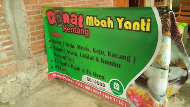 DONAT KENTANG MBAH YANTI (ꦣꦤꦠꦏꦤꦠꦩꦧꦪꦤꦠ)