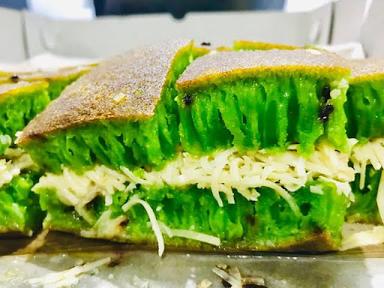 MARTABAK DAN TERANGBULAN ANEKA RASA