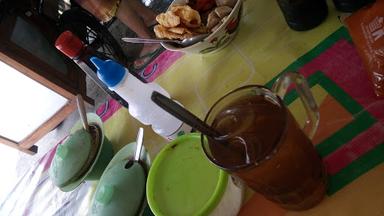 MIE AYAM & BAKSO PAK NARIYO