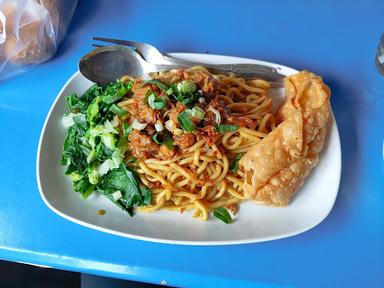 MIE AYAM GORENG & KUAH PAKDE SARJU