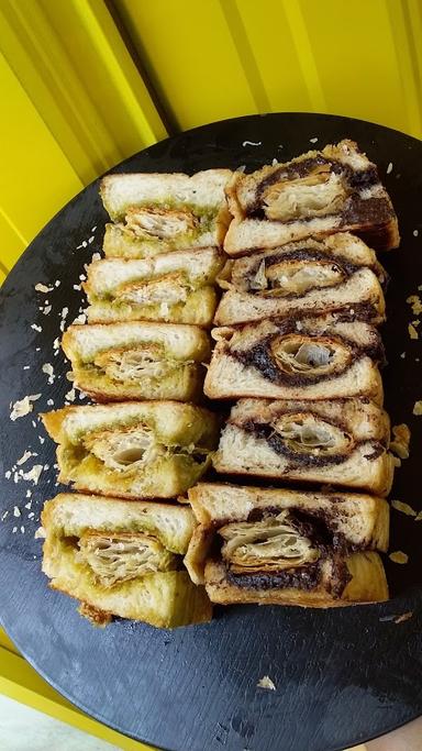 ROTI BAKAR KENANGAN