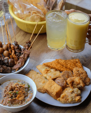 SOTO AYAM KAKIJANGI - GIWANGAN