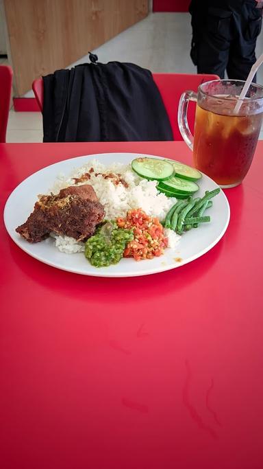 TEGAL ROSO - NASI BEBEK SURABAYA