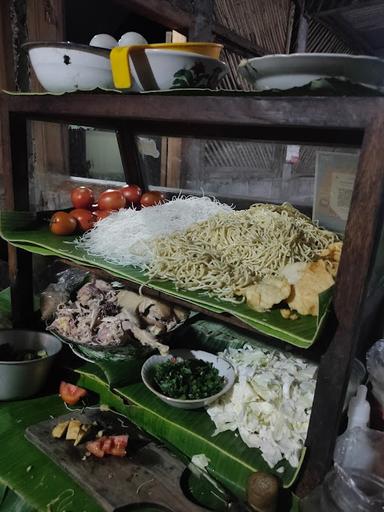 WARUNG BAKMI JOWO MBAK ATUN