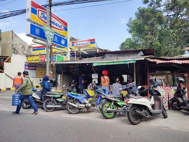 WARUNG ES DEGAN PAK SLAMET