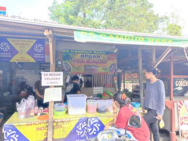 WARUNG ES DEGAN PAK SLAMET