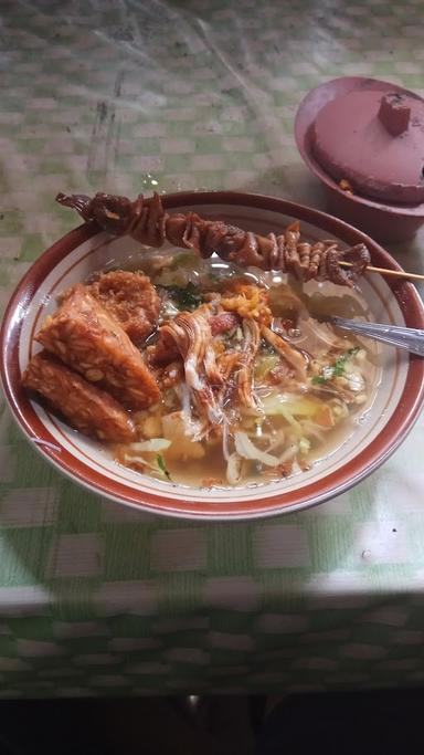 WARUNG MAKAN SOTO MBAH MOEL