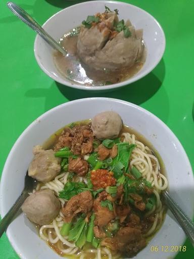 BAKSO& MIE AYAM UNYIL