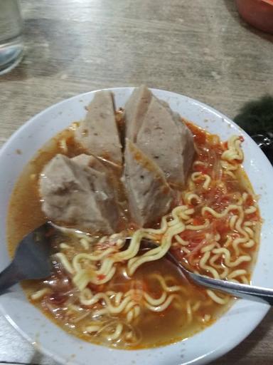 DEPOT RAHMAN SHALIH MIE AYAM & BAKSO