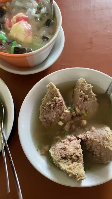 MIE AYAM & BAKSO BESAR REZEKY