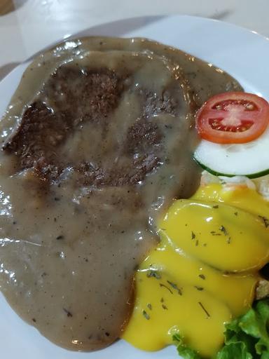 HAWKER'S STEAK - A. YANI