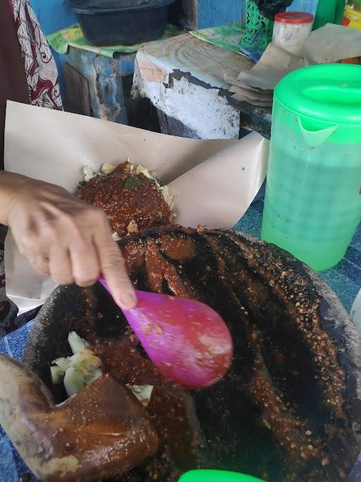 WARUNG PECEL BIBI INUR