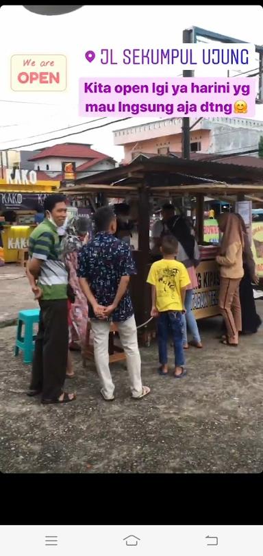 PISANG KIPAS KEJU DAN MARTABAK MINI PAMANBI