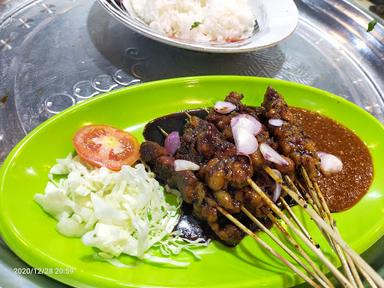 SOTO BANJAR AYAM KAMPUNG DAN SATE