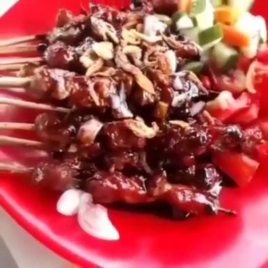 WARUNG MAKAN SATE KAMBING MUDA MADU BANG AGUS KHAS TEGAL