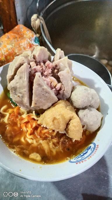 LARIS BASO