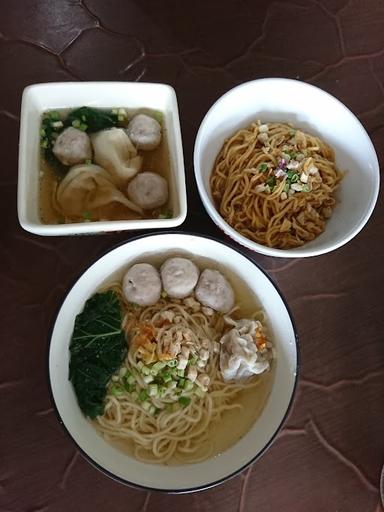 RUMAH BASO MIE AKUP