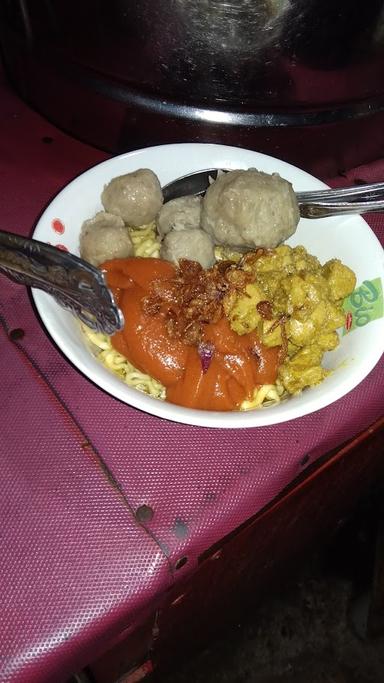 WARUNG BAKSO IBU ARI DEDEN