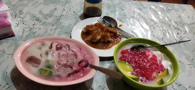 ES OYEN DAN SIOMAY BANDUNG RAISA