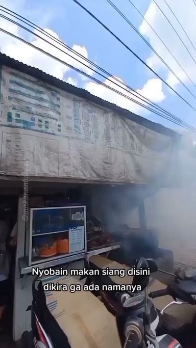 AYAM&ITIK PANGGANG TANPA TULANG RADIAH