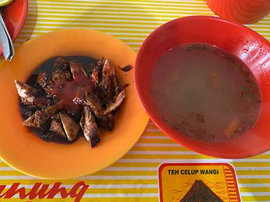 AYAM&ITIK PANGGANG TANPA TULANG RADIAH