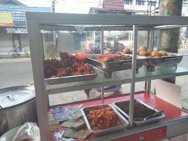 LONTONG NASI KUNING BAROKAH