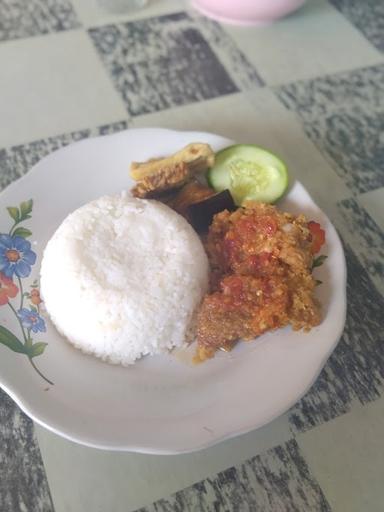 WARUNG AYAM GEPREK WIWIN