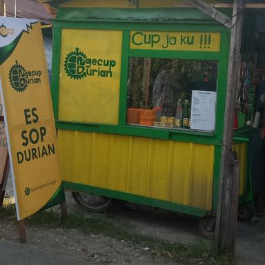 NGECUP DURIAN BANJARMASIN