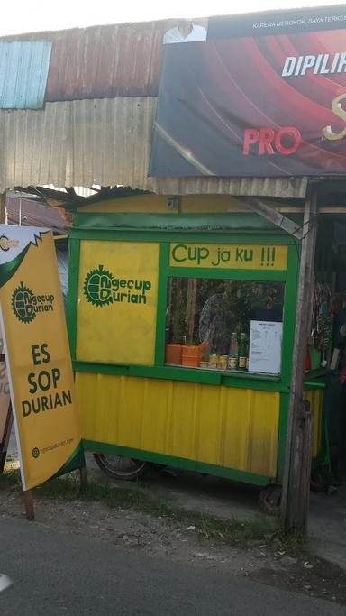 NGECUP DURIAN BANJARMASIN