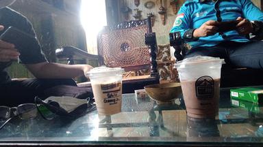 KAMPOENG ARAB COFFEE HOUSE