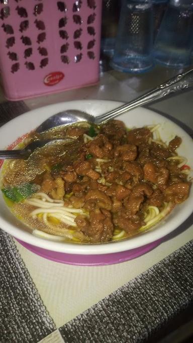 MIE AYAM BAKSO AGUNG