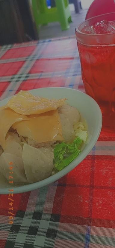 WARUNG BAKSO PAK NOLLET