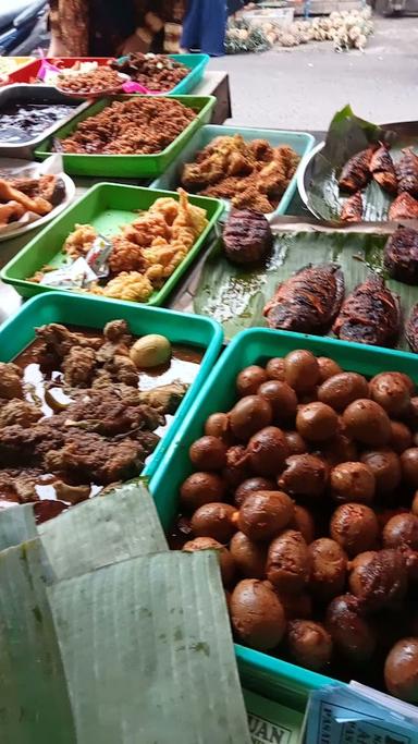 WARUNG NASI KUNING ARI NANI