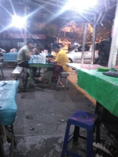 WARUNG SOTO FADLI