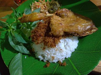 WARUNG BEBEK & AYAM “SJ”