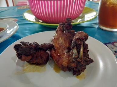 AYAM GORENG MEGA RAYA