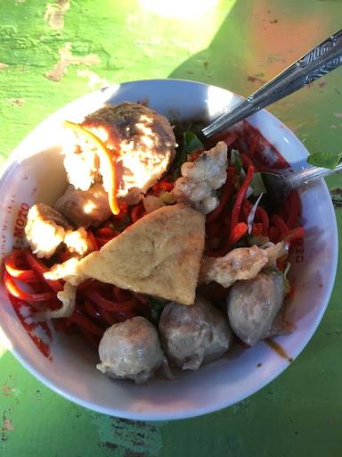 DEPOT BAKSO & MIE YAMIN PAMAN ENGKANG