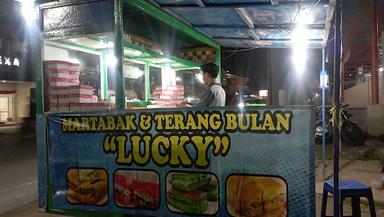 MARTABAK & TERANG BULAN LUCKY