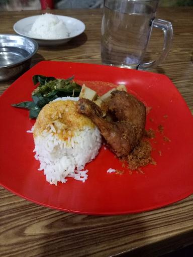 RUMAH MAKAN TAKANA JUO