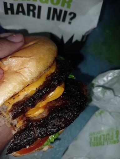 BURGER BANGOR KAYUTANGI